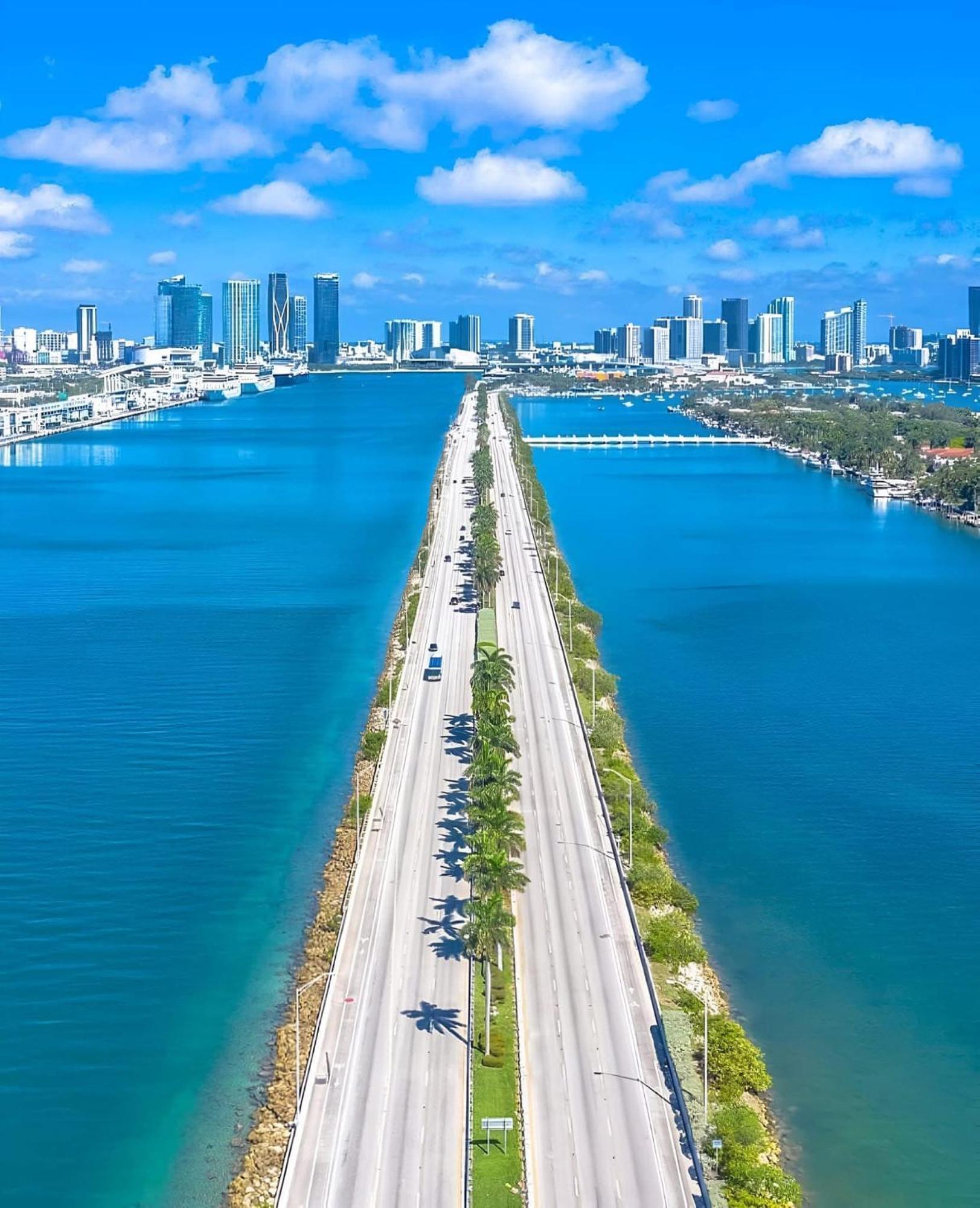 Appartement Heart Of Downtown Miami Studio Pool & Gym Extérieur photo